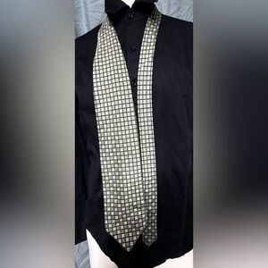 Sophisticated Black and Silver Grid Tie
